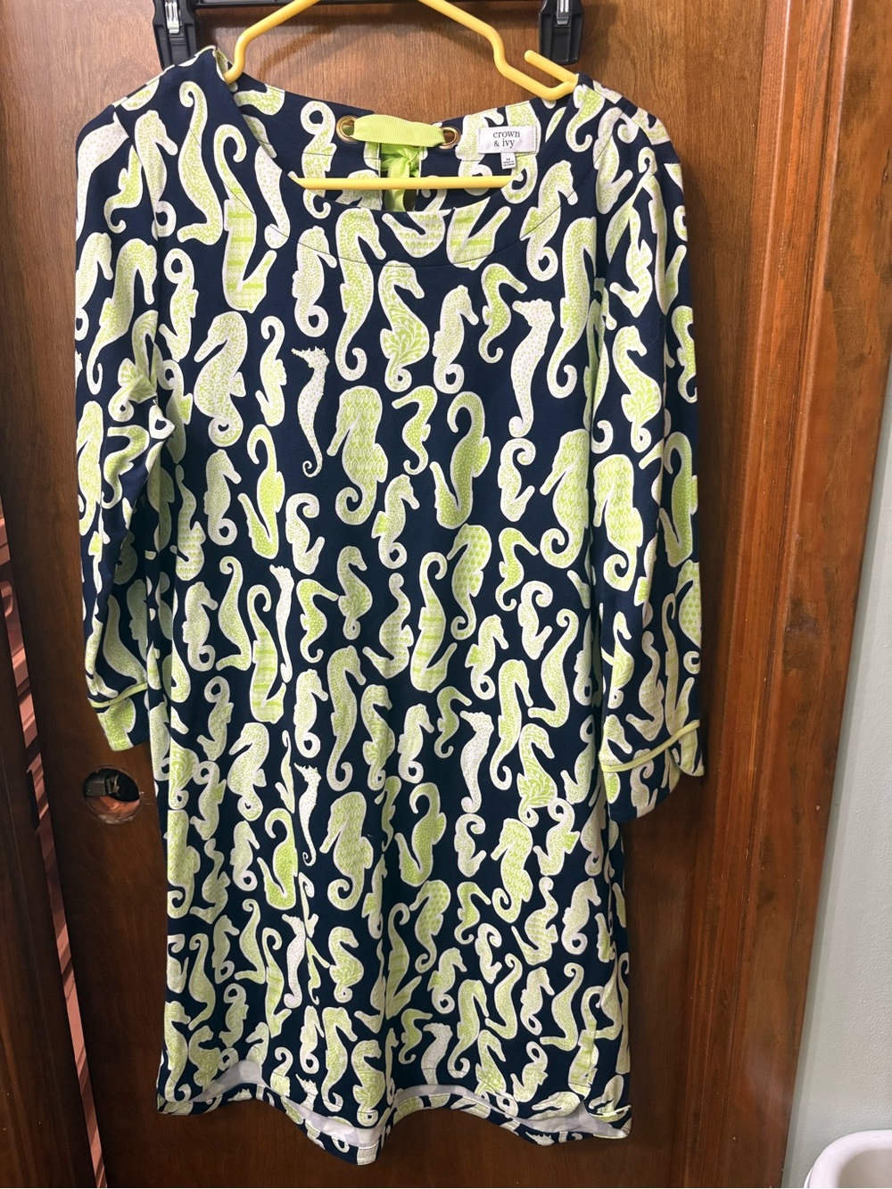 crown & ivy Navy and Lime Seahorse Print Shift Dress